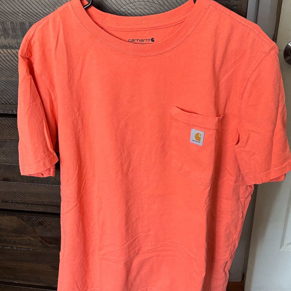 Carhartt Short-Sleeve Pocket Tee in Coral